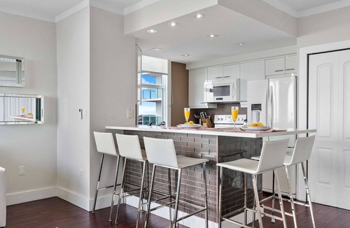 Coconut Grove Apartment | MVR-The Ultimate Miami Escape w-Skyline Views