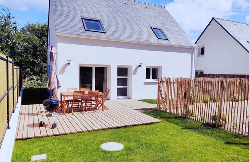Erdeven House | New house 4 minutes from beach with private SPA