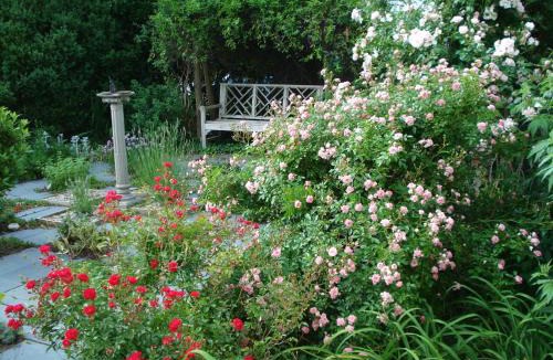 Williamsburg Bed & Breakfast | Newport House Bed & Breakfast