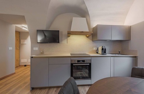 Fucine Apartment | Nice apartment for 6 people with WIFI, TV and balcony