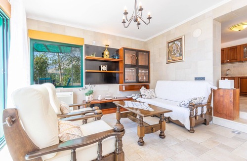 Mimice House | Nice home in Mimice with house sea view