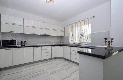 Velim House | Nice home in Sibenik with sauna