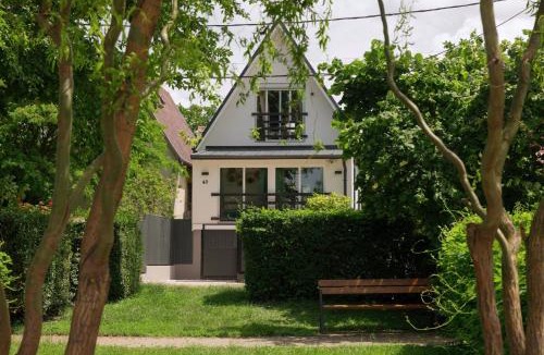 Dunavarsany House | Nyárfás Panoráma Vendégház