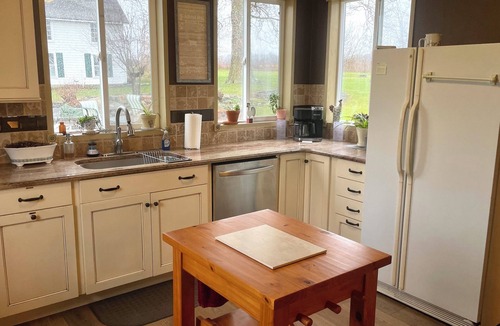 Avon House | Peace & Quiet at The Farmhouse at Kindred Ground