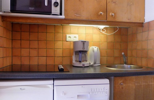 Meribel-Mottaret Apartment | Pleasant West Duplex Châtelet Area - Ideal for Family of 6