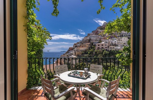 Positano City Centre House | Positano: Casa Ligea-in a beautiful old villa, in the heart of Positano