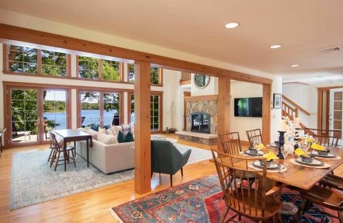 Orleans House | Pristine waterfront oasis plus game room jacuzzi and home office