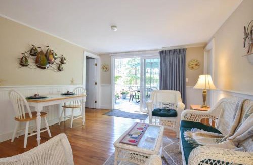 Wellfleet House | Private Association Pool Great Location