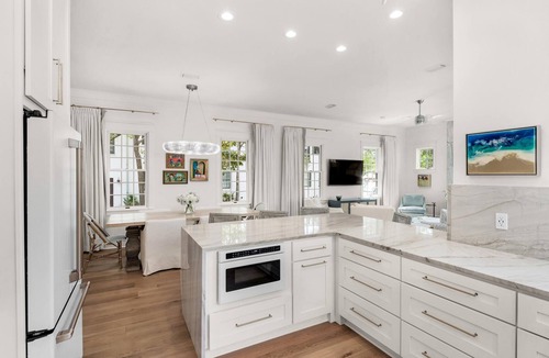 Rosemary Beach House | PRIVATE BEACH ACCESS-Stunning Remodel-Private Pool-4 Bikes