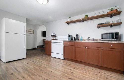 Michigan City Apartment | Private & Cozy Great Location!