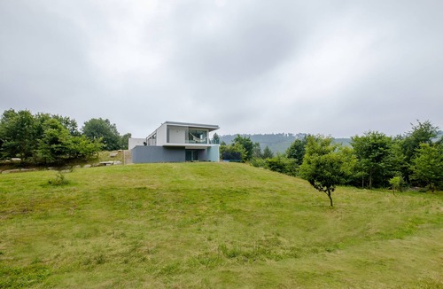 Guilhofrei House | Private Ermal lake & Gerês