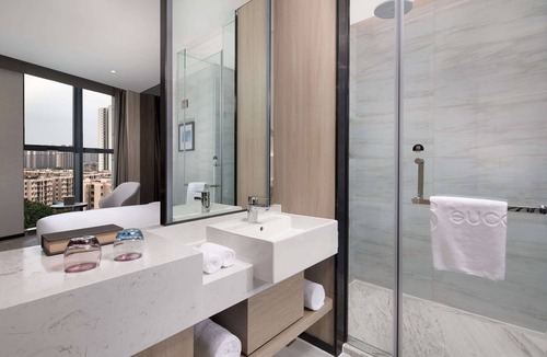 Dongguan City Center Hotel | Ramada Encore by Wyndham Dongguan East