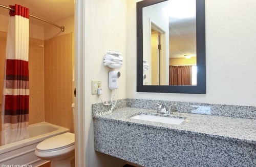 Michigan City Hotel | Red Roof Inn Michigan City