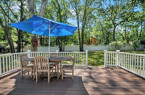 Mattituck House | Relaxing Home w/pool and steps away from beach