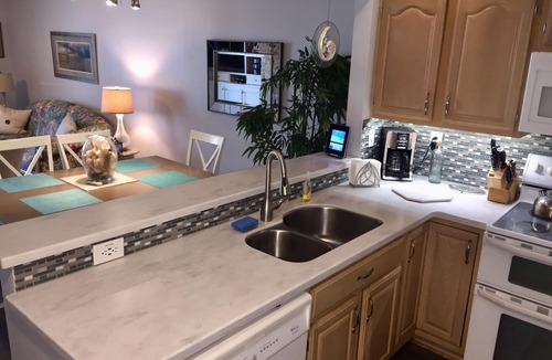 St. Augustine Beach Condo | Relaxing Ocean View Getaway: Sea Winds Beach Condo.