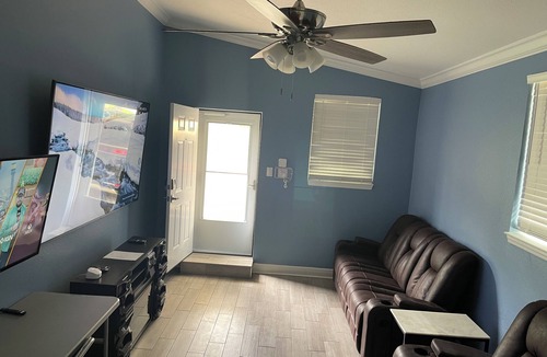 Tallahassee House | Renovated 3BR Home Near FSU & FAMU Free Apps