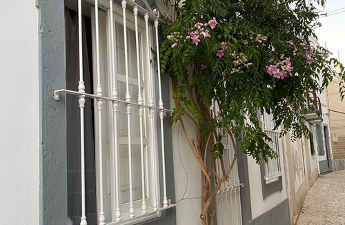 Olhao House | Renovated, authentic fisherman's house in the historic city center CO2 neutral
