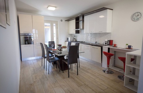 Calmasino House | Residence Gli Agrumi del Garda, 5 minutes from Lake Garda