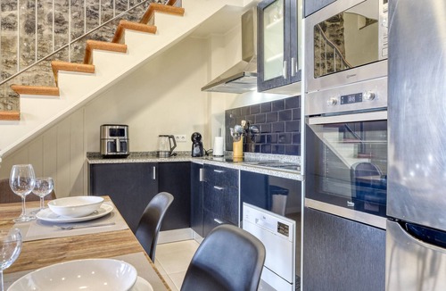 Calheta Villa | Ricardo House, a Home in Madeira