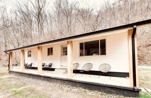 Borderland House | Ruth Trace Hallow Oasis