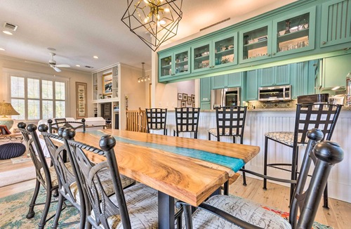 Santa Rosa Beach House | Santa Rosa Beach Home w/Pool, Hot Tub & Deck!