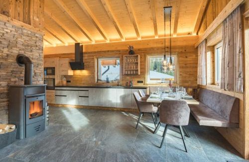 Steeg Ski Chalet | sDahoam Luxury Chalet