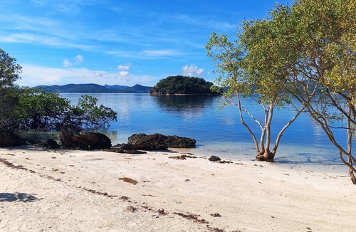 Coron House | Seaview Bungalow 2 at Sand Island Ecolodge and Dive Resort