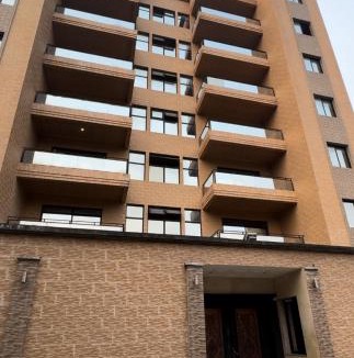 Brazzaville Apartment | Seven suite