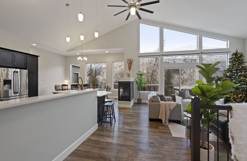 Eagle River House | Shiloh and Harmony - A Modern Oasis on 1.3 Acres with Stunning Unobstructed Mountain Views