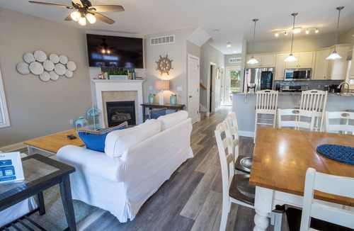 Michigan City House | Sleeps 8 with 4 bedrooms, large space for gathering