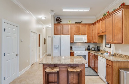 Seagrove Beach Condo | So Close to Paradise - Sleep 7- Steps to Beach!