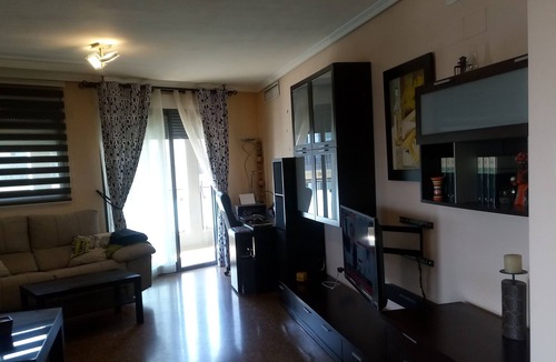 Paterna Apartment | Spacious apartment with pool. Very close to Valencia. (4,5Km)