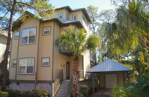 Santa Rosa Beach House | Starfish&Coffee, sleeps 10, extra living space, 2 king beds, + beach & kid gear