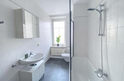 Plagwitz Apartment | Stilvolle 2 Zimmer Wohnung mit Küche, TV, Waschmaschine