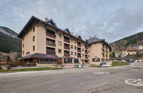 Saint-Pierre-de-Chartreuse Apartment | Studio L'edelweiss – Sleeps 4, Central Saint Pierre de Chartreuse