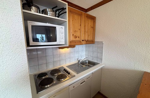 Eclose-Ouest Apartment | Studio cabin 4 pers. in L'Alpe d'Huez with balcony
