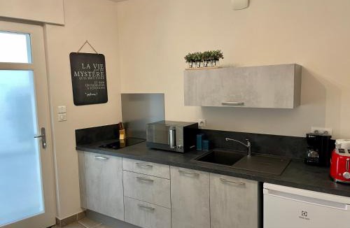 Quimperle Apartment | Studio cosy avec en option piscine accessible de avril à octobre