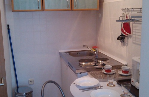 Vinisce Apartment | Studio flat with balcony Vinišće, Trogir (AS-8660-b)