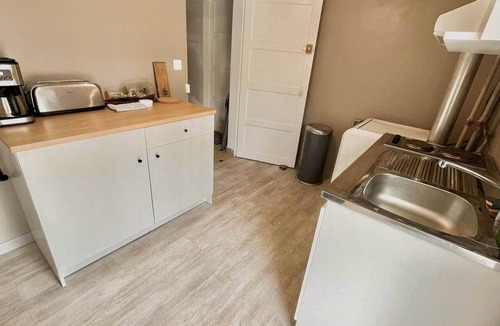 Funay - Bruyeres House | Studio with kitchen, bathroom and private garage