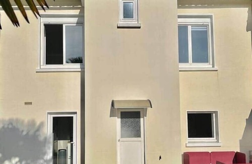 Funay - Bruyeres House | Studio with kitchen, bathroom and private garage