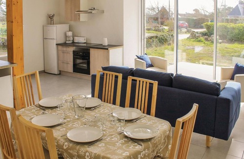 Erdeven House | Stunning home in Erdeven with WiFi