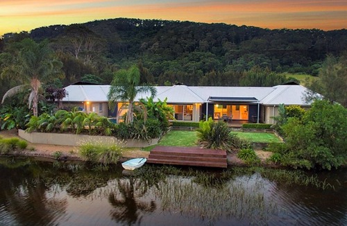 Coolangatta House | Stunning Mystique Country House with lake & mountain. 15% discount all winter.