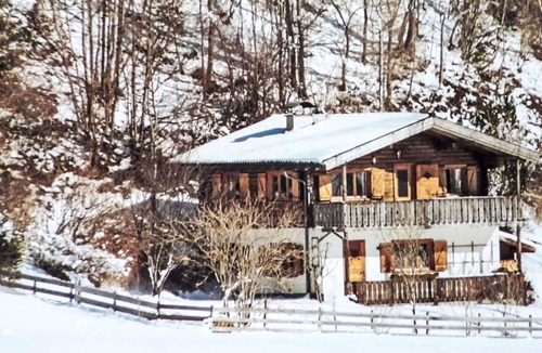Sankt Martin am Grimming House | Stunning private villa for 4 guests with TV, patio and panoramic view