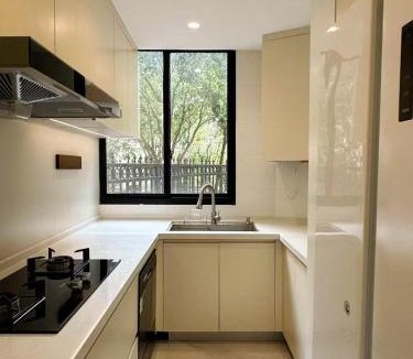 Wantiguan Apartment | Sunny Abode创世纪花园 Deluxe three bedroom near Xujiahui