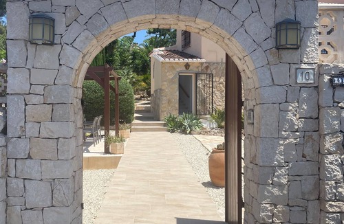 Balcon del Mar Villa | Superbly Maintained Detached Villa in Private Grounds with Own Pool