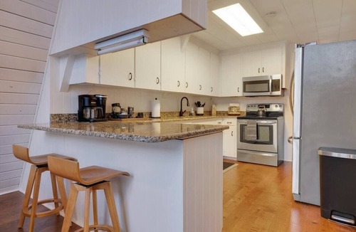Quincy House | Talquin Triangle: Lakefront - A frame - Fire Pit