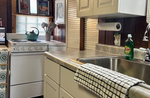 Chesterton Apartment | That 70’s Loft!- Peace, Love and A Funky Stay!