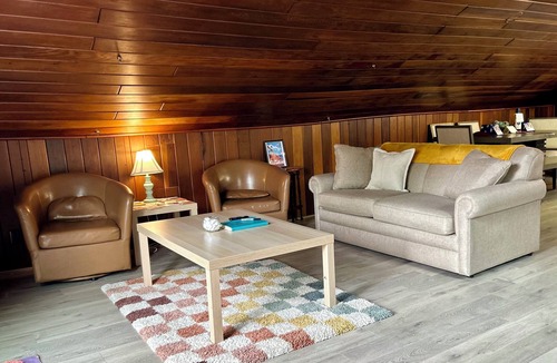 Chesterton Apartment | That 70’s Loft!- Peace, Love and A Funky Stay!