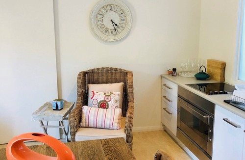 Ingleside House | "The Barn House", Pet Friendly, Tennis/Pickle Ball Court