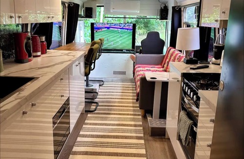 Bellingen Cottage | The Bello BigRig - Luxury Riverfront Bus Conversion, close to town, pet friendly